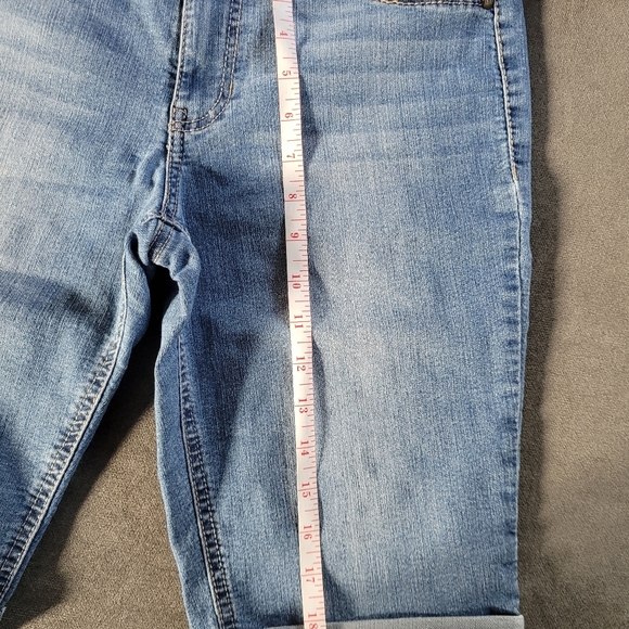 Women's Size 11 Blue Spice Denim Shorts - Picture 6 of 7